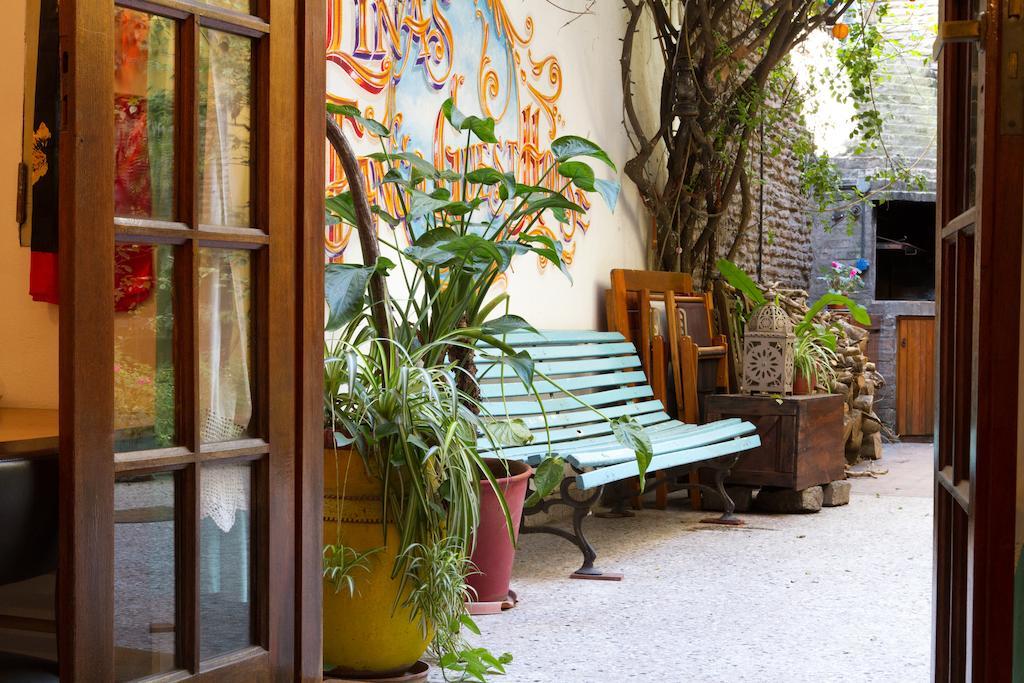 Lina'S Tango Guesthouse Буенос-Айрес Номер фото